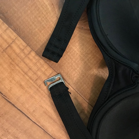 Betseyville ruffle swim top sz medium - Picture 3 of 6